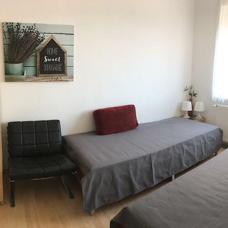 Comfort Apartment Кестхей Экстерьер фото